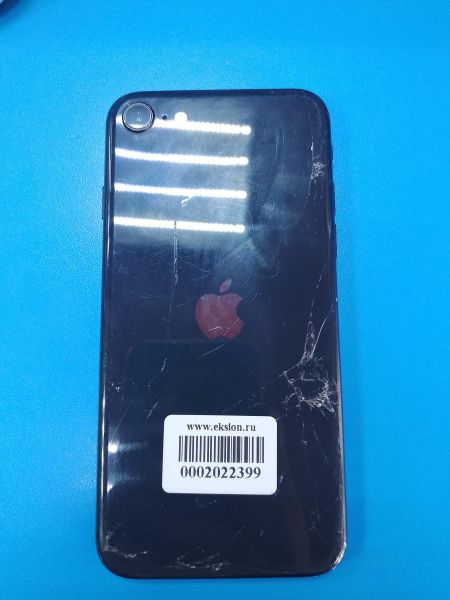 Купить Apple iPhone SE 2nd gen. 2020 64GB в Ангарск за 6400 руб.