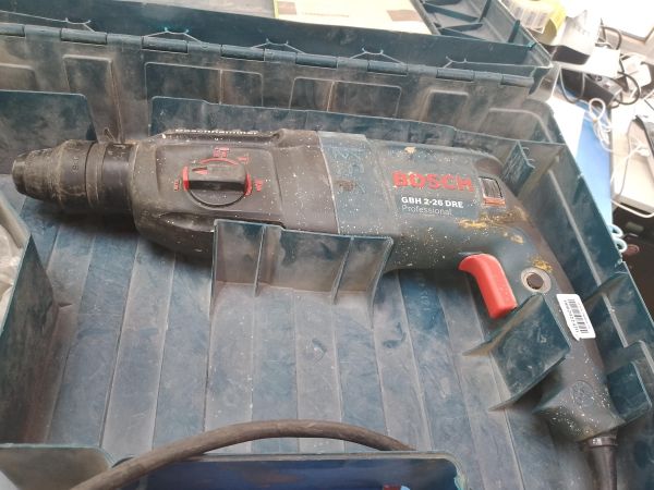 Купить Bosch GBH 2-26 DRE в Ангарск за 3500 руб.