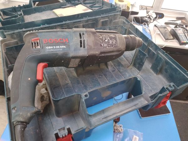 Купить Bosch GBH 2-26 DRE в Ангарск за 3500 руб.