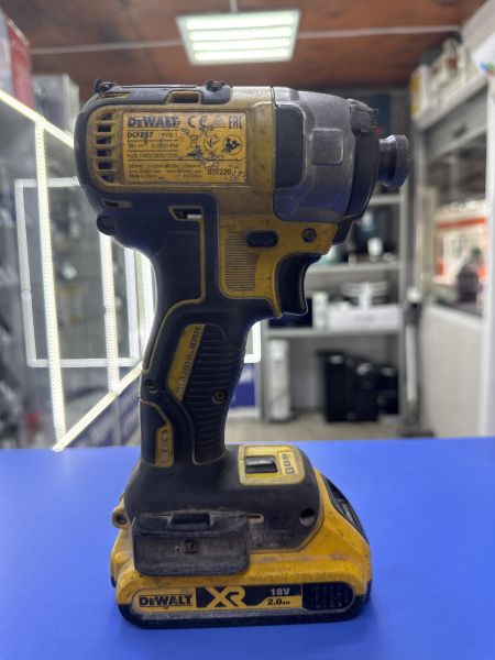 Купить DeWALT DCF887P2 с СЗУ в Ангарск за 10300 руб.