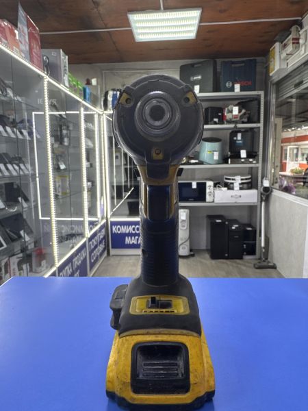 Купить DeWALT DCF887P2 с СЗУ в Ангарск за 10300 руб.