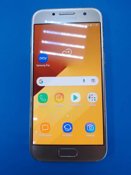 Купить Samsung Galaxy A3 2017 (A320F) Duos в Ангарск за 1950 руб.