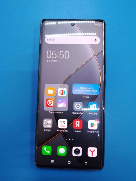 Купить TECNO Spark 20 Pro+ 8/256GB (KJ7) Duos в Ангарск за 8400 руб.
