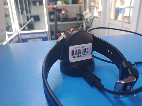 Купить Samsung Galaxy Watch (SM-R810) с СЗУ в Ангарск за 1450 руб.