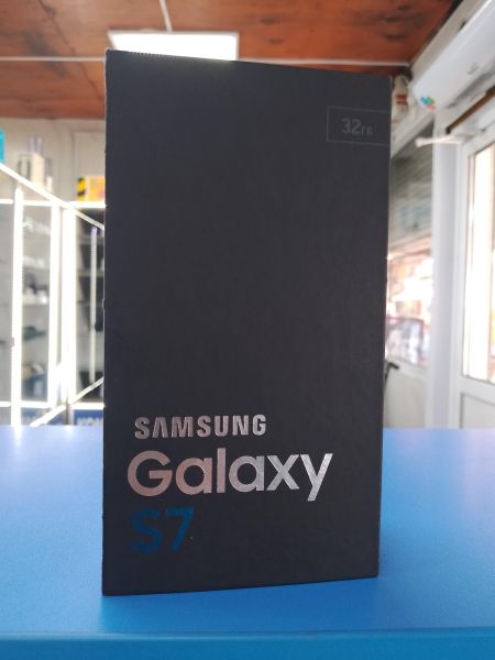 Купить Samsung Galaxy S7 4/32GB (G930F) Duos в Ангарск за 3100 руб.