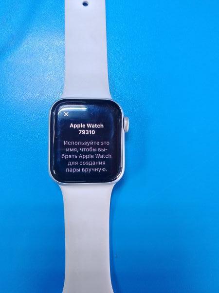 Купить Apple Watch SE 2 40mm (A2722) с СЗУ в Ангарск за 5700 руб.