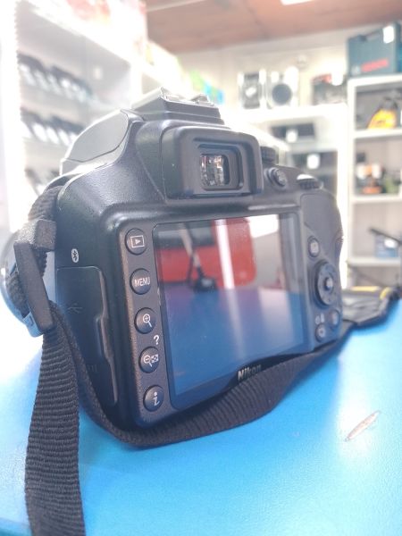 Купить Nikon D3400 Kit с СЗУ в Ангарск за 14300 руб.