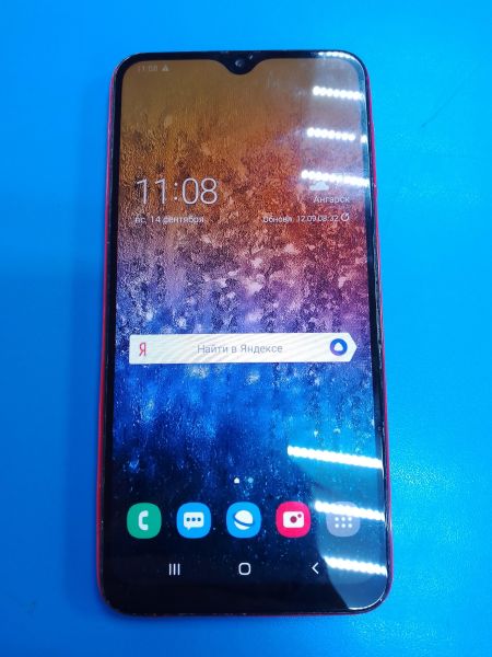 Купить Samsung Galaxy A10 2019 2/32GB (A105F) Duos в Ангарск за 1900 руб.