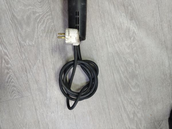 Купить Makita 9565H (12000 об/мин) в Ангарск за 3500 руб.