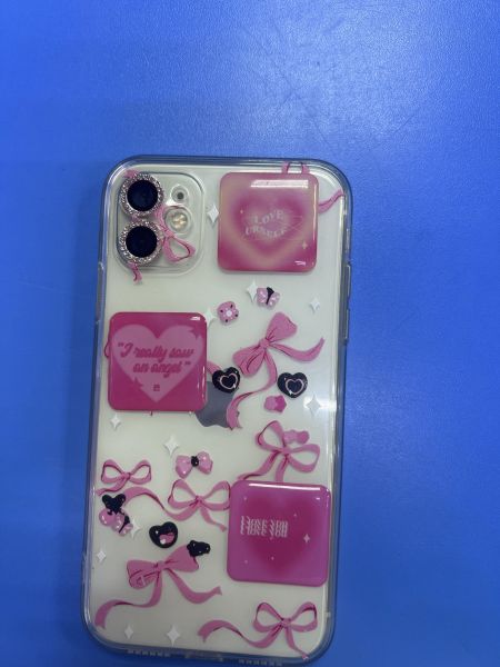 Купить Apple iPhone 11 64GB в Ангарск за 12300 руб.