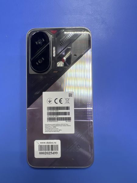 Купить POCO F7 12/256GB (25053PC47G) Duos в Ангарск за 25800 руб.