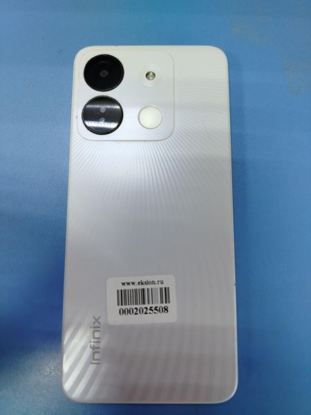 Купить Infinix Smart 7 HD 2/64GB (X6516) Duos в Ангарск за 3400 руб.