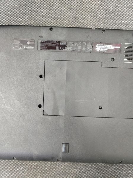 Купить Acer Aspire ES1-523-64AT в Ангарск за 5700 руб.