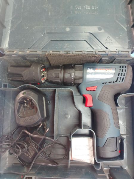 Купить Bosch GSB 120-LI с СЗУ в Ангарск за 3700 руб.