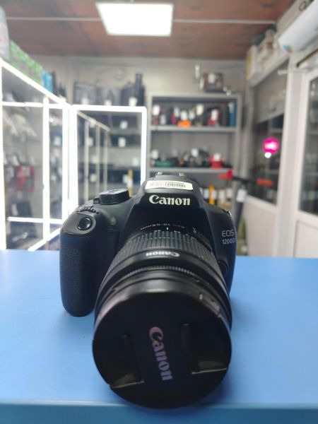 фотоаппарат Canon EOS 1200D (DS126491) kit с СЗУ в Ангарск