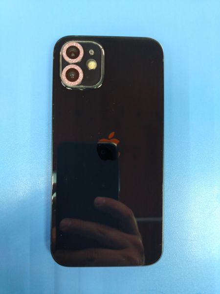 Купить Apple iPhone 12 64GB в Ангарск за 11200 руб.