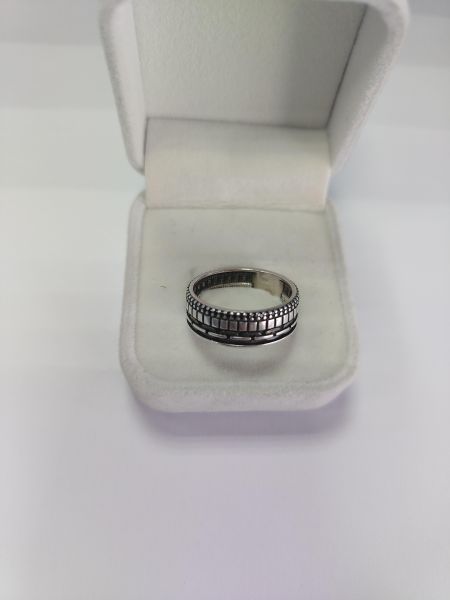 серебряное кольцо Кольцо серебро 925 4,96g, вес изделия 4.96g, размер 20 в Ангарск