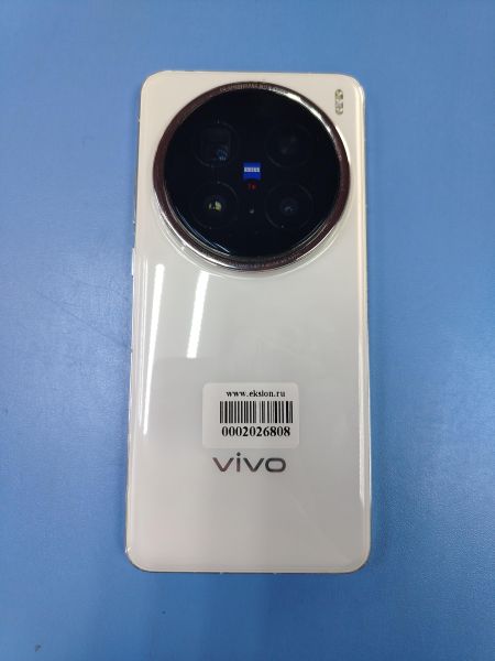 Купить Vivo X200 Pro 12/256GB Duos в Ангарск за 41800 руб.