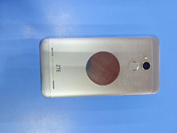 сотовый телефон ZTE Blade V7 Lite (V0720) Duos в Ангарск