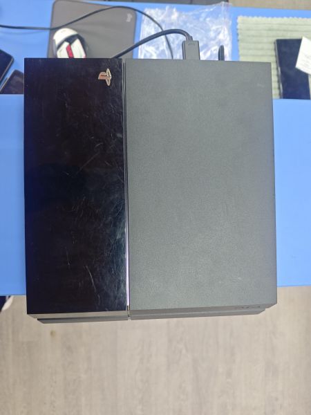игровая приставка Sony PlayStation 4 500GB (CUH-1108A) в Ангарск