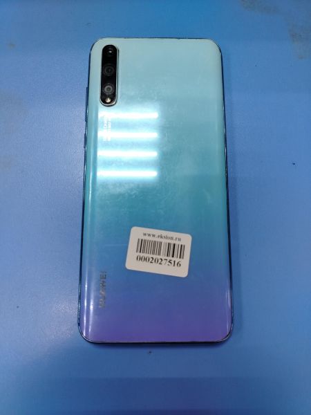 сотовый телефон Huawei Y8p 4/128GB (AQM-LX1) Duos в Ангарск