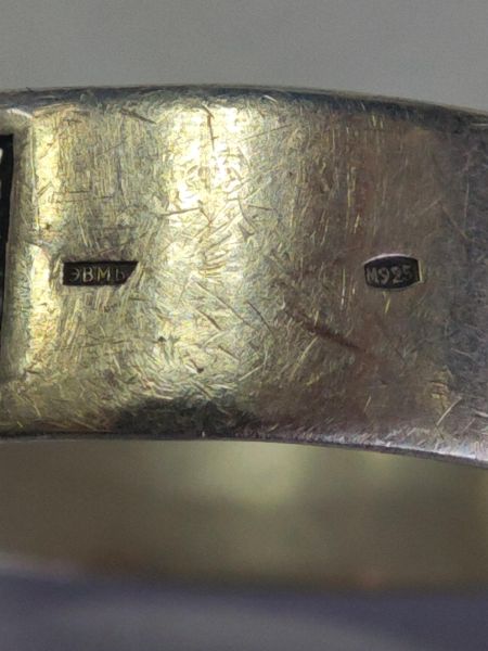 серебряное кольцо Кольцо серебро 925 3,93g, вес изделия 3.93g, размер 19 в Иркутск