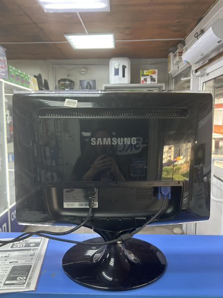 монитор Samsung SyncMaster T220G в Ангарск
