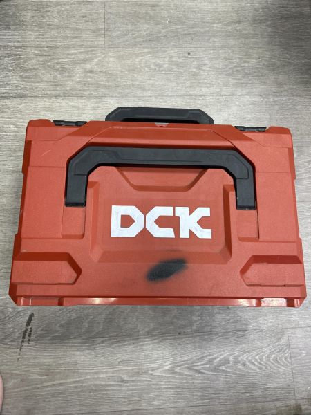 набор инструментов DCK KDSM03-125 + DCK KDZC04-24 с СЗУ (1 АКБ) в Ангарск