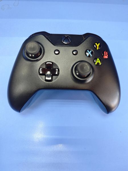контроллер и геймпад Microsoft Xbox Wireless Controller (1537) в Ангарск
