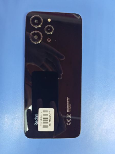 сотовый телефон Xiaomi Redmi 12 4/128GB (23053RN02Y) Duos в Ангарск