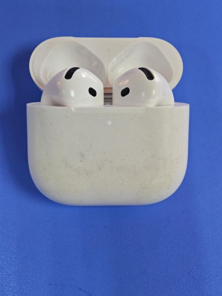 беспроводные наушники Apple AirPods 4 ANC (A3055, A3056, A3057, A3059) в Ангарск