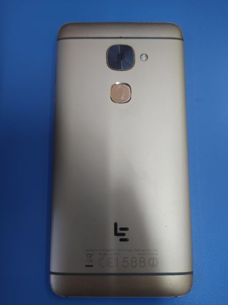 Купить LeEco Le 2 32GB (X527) Duos в Улан-Удэ за 2599 руб.
