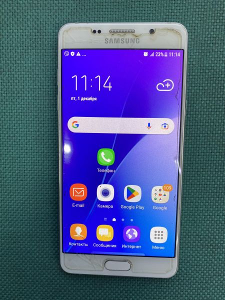 Купить Samsung Galaxy A5 2016 2/16GB (A510F) Duos в Улан-Удэ за 2599 руб.