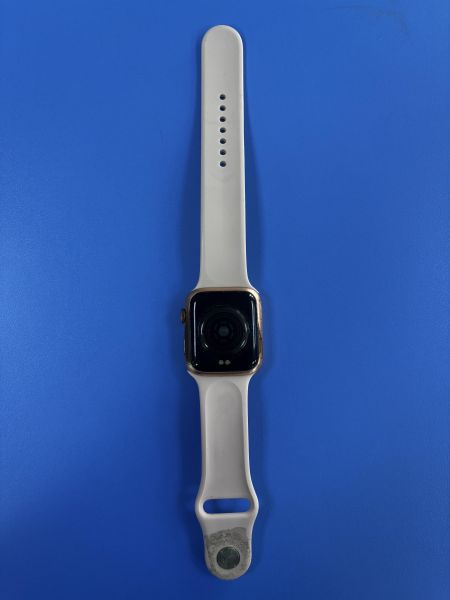 Купить SmartWatch Series 6 с СЗУ в Ангарск за 600 руб.