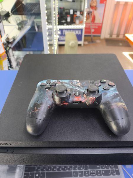 Купить Sony PlayStation 4 Slim 1TB (CUH-2208B) в Ангарск за 18100 руб.