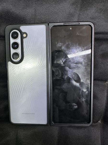 Купить Samsung Galaxy Z Fold 5 12/512GB (F946N) Duos в Ангарск за 85650 руб.