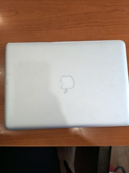 Купить Apple MacBook Pro 13 Mid 2010 (A1278) (HDD 320GB) в Ангарск за 8399 руб.