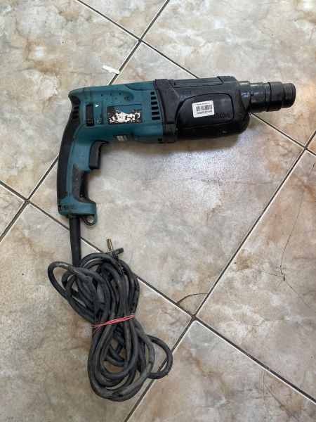 Купить Makita HR2470 в Ангарск за 3199 руб.