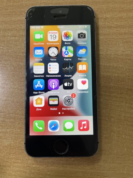 Купить Apple iPhone SE 1st gen. 2016 32GB в Ангарск за 2999 руб.