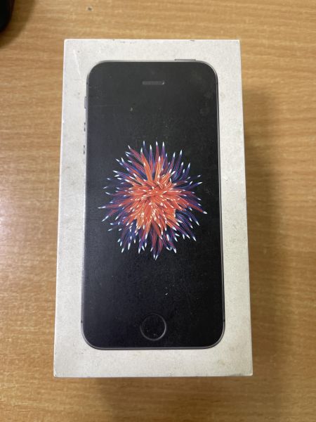 Купить Apple iPhone SE 1st gen. 2016 32GB в Ангарск за 2999 руб.