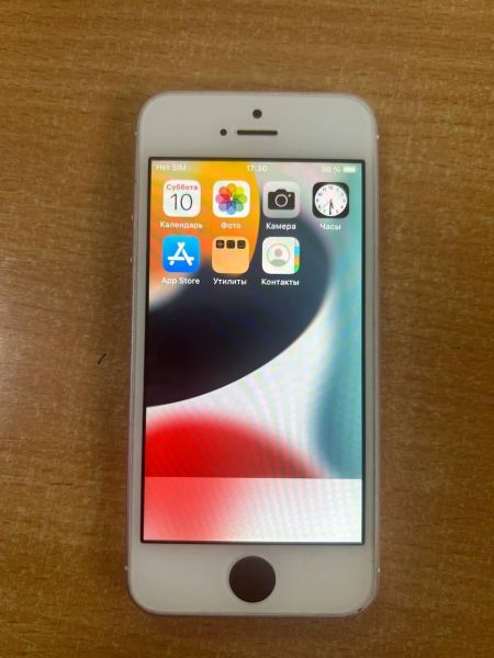 Купить Apple iPhone SE 1st gen. 2016 32GB в Ангарск за 1400 руб.