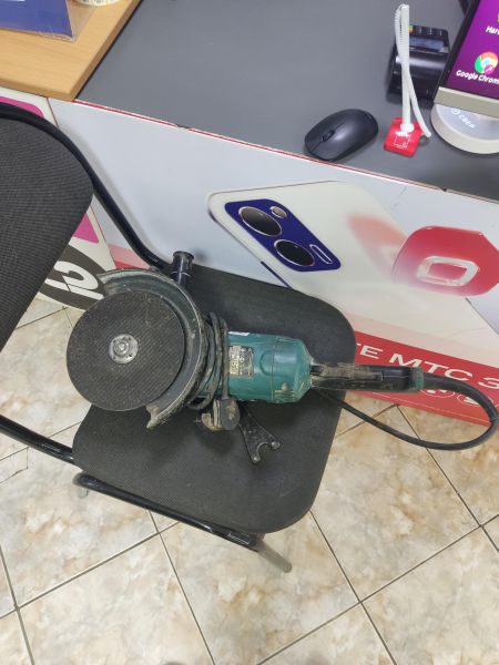 Купить Makita GA9020 в Ангарск за 4000 руб.