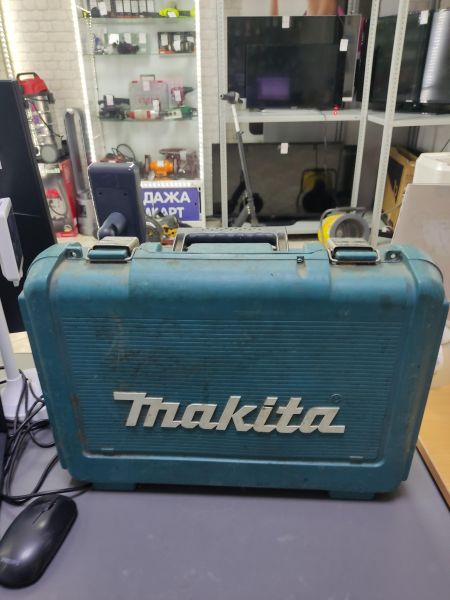 Купить Makita 6271D с СЗУ в Ангарск за 1700 руб.