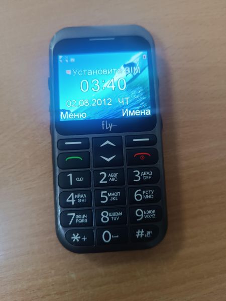 Купить Fly Ezzy 4 Duos в Ангарск за 800 руб.