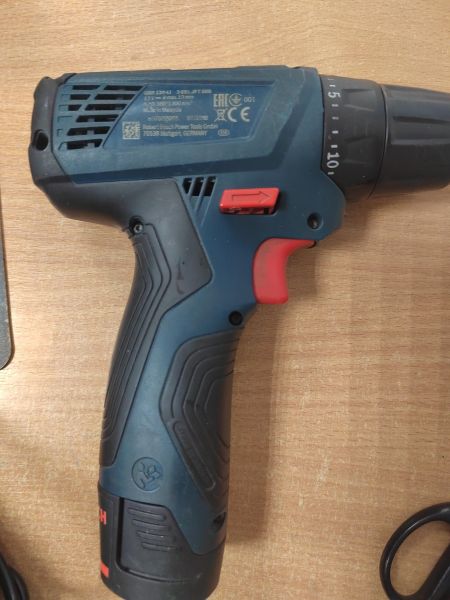 шуруповёрт аккумуляторный Bosch GSR 120-LI Professional с СЗУ в Ангарск