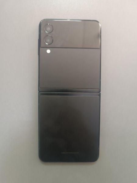 сотовый телефон Samsung Galaxy Z Flip 3 5G 8/256GB (F711N) в Ангарск