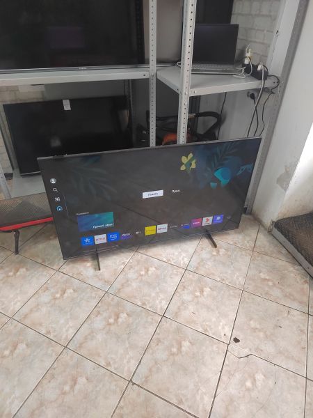 телевизор Samsung UE50DU7100UXRU в Ангарск