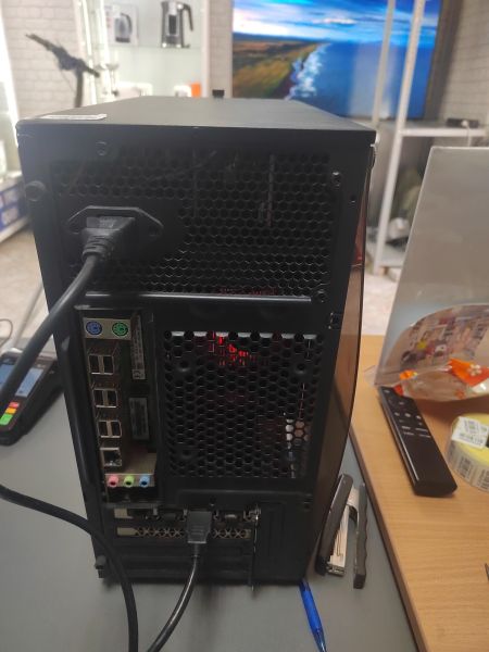 системный блок Сборка Xeon E5-2630 v4, RX 590 GME, RAM 16 GB, HDD 1 TB + SSD 128 GB в Ангарск