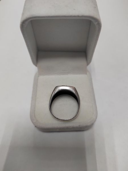 серебряное кольцо Кольцо серебро 925 5,70g, вес изделия 5.8g, размер 19 в Ангарск