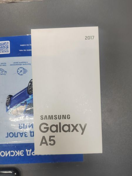 сотовый телефон Samsung Galaxy A5 2017 3/32GB (A520F) Duos в Ангарск